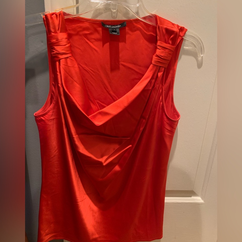 St. John sleeveless top red size small